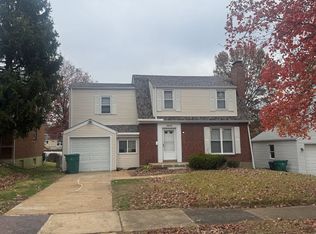 7513 Leadale Dr, Saint Louis, MO 63121