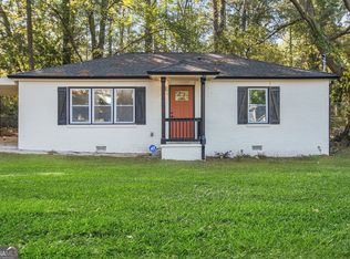 628 Steve Dr SW, Atlanta, GA