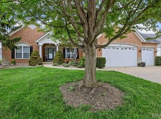 518 Legacy Pointe Dr, Saint Peters, MO 63376