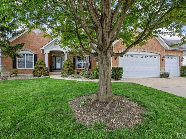 518 Legacy Pointe Dr, Saint Peters, MO 63376