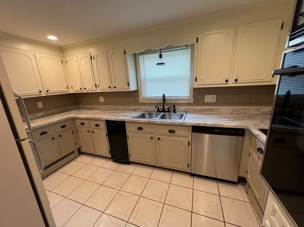 58 Saint Joseph Ave #1, Fitchburg, MA