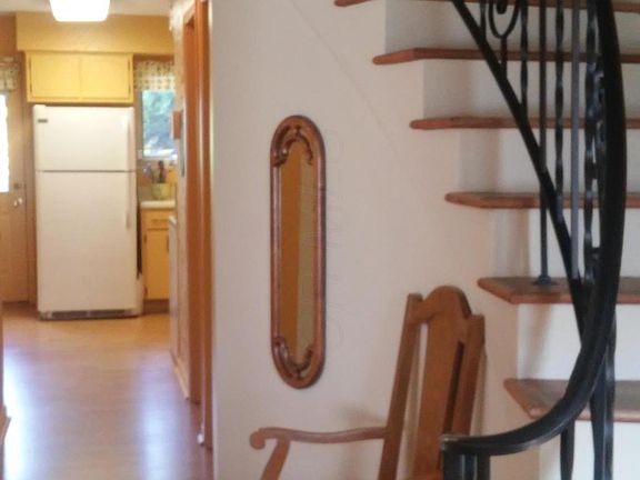 4th image of 6175 Stornoway Dr N