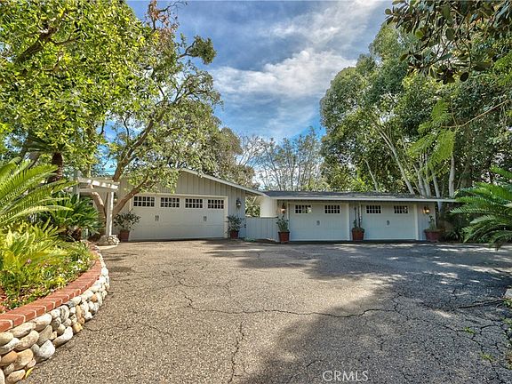 2nd image of 1175 Riverview Dr