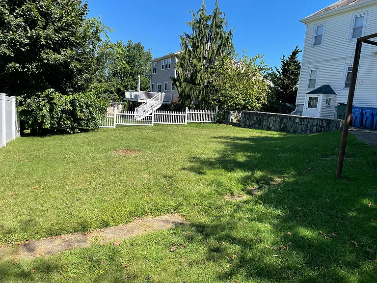 27 Colony St #1 — Photo 8
