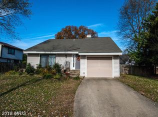 6903 Lichen Ct, Alexandria, VA 22306