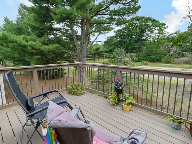 271 Shannon Ct #1 — Photo 18