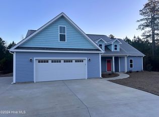 100 Ridgepath Ln, Hubert, NC 28539