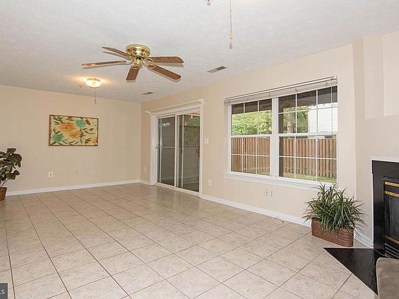 3rd image of 2703 Thornbrook Ct