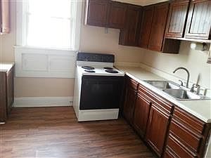 2nd image of 1815 Clarion Ave APT 3