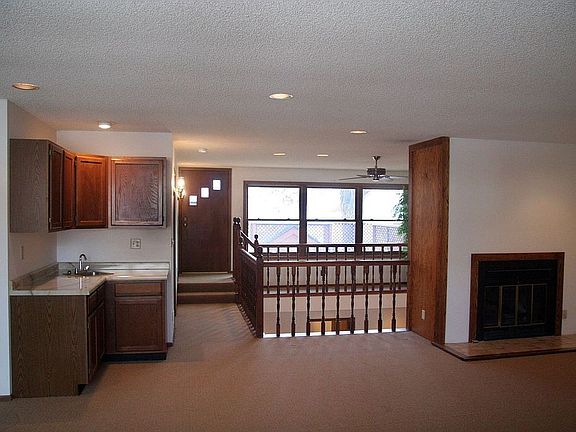 4th image of 2182 Doswell Ave