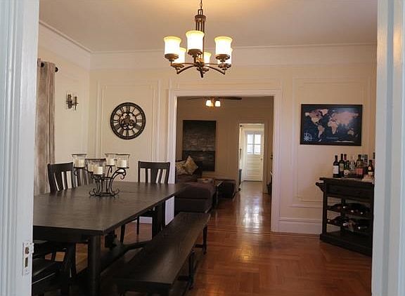 Dining room with a large table, perfect for entertaining!