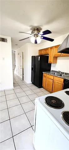2 bed, 1.5 bath, 1125 sqft, $1,400 — Photo 3