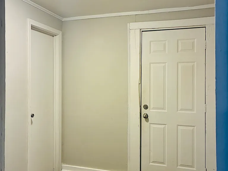 2554 Hemphill St — Photo 11