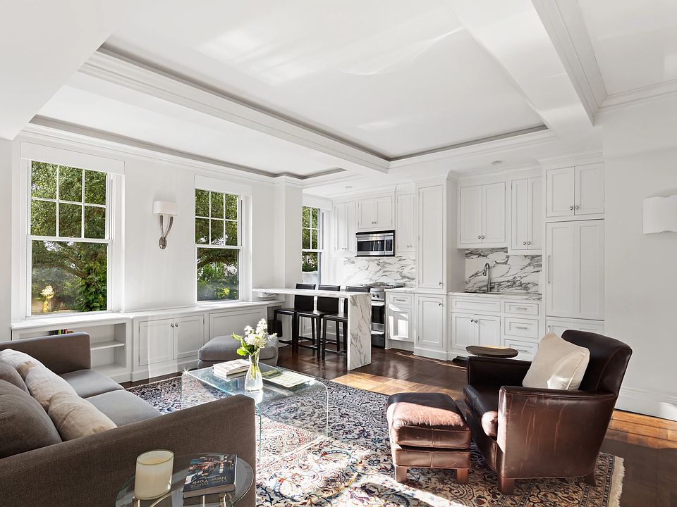 1st image of 225 Central Park N #303