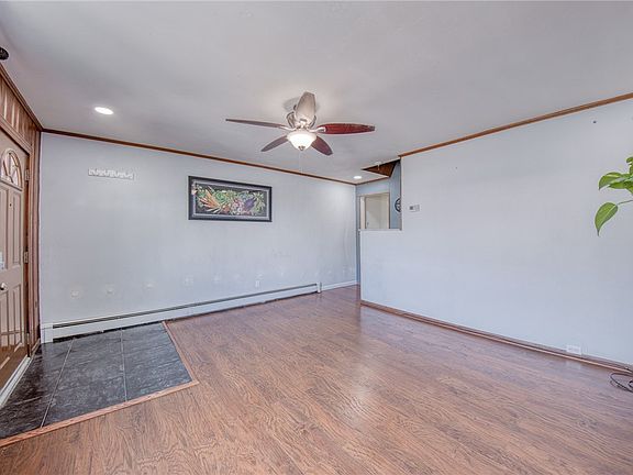 4th image of 4776 Aloe St