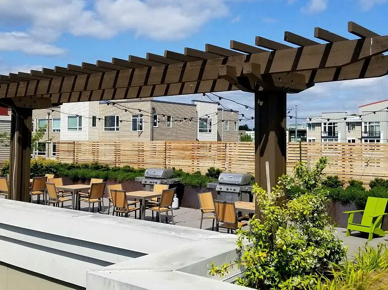 TraVigne on Eleventh Avenue — Photo 17