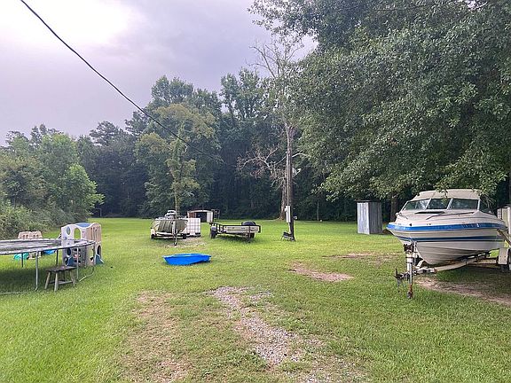 4th image of 1024 Midway Dr