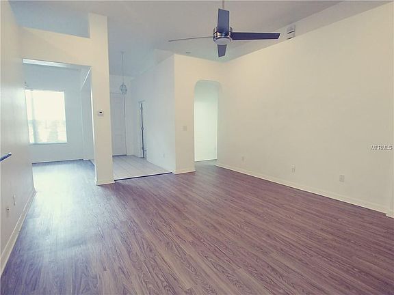 3rd image of 2807 Lakewood Pointe Dr