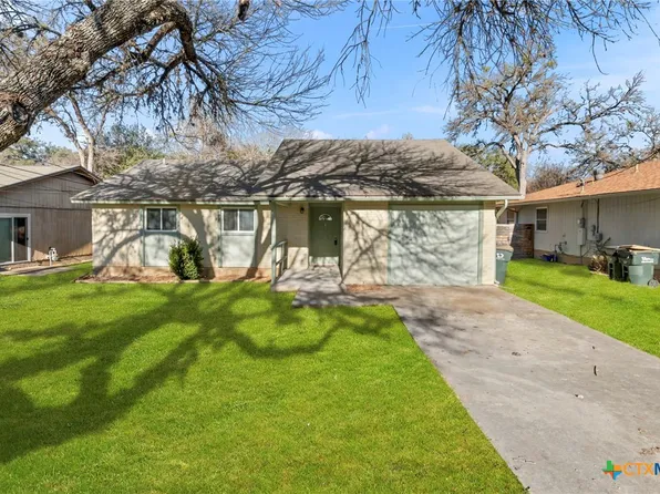 2016 Nevada St, San Marcos, TX 78666