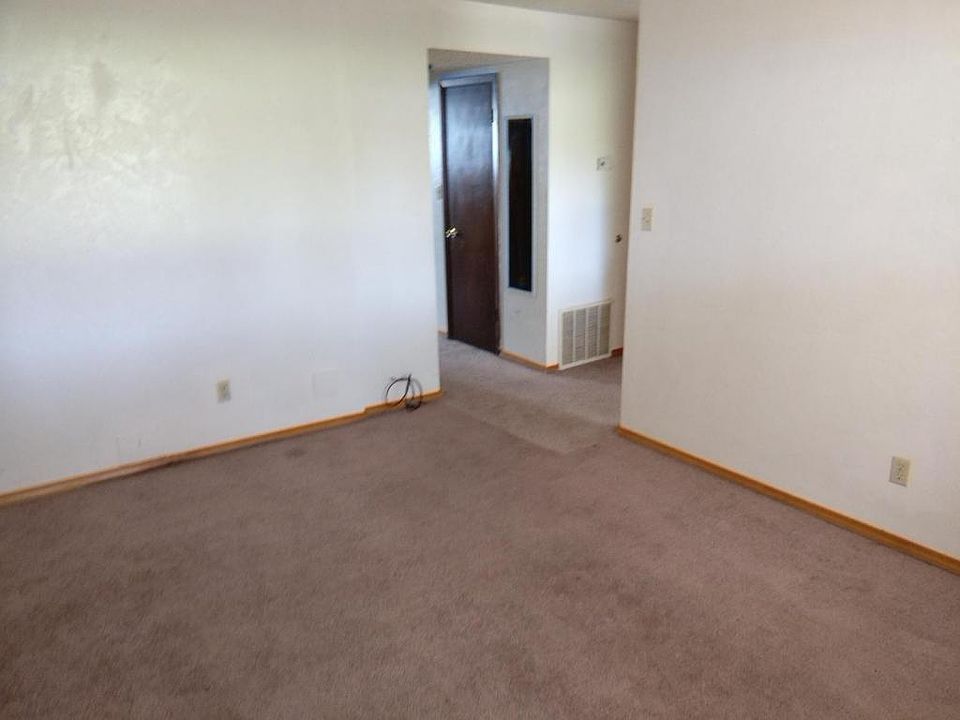 2nd image of 2816 Themis St APT A