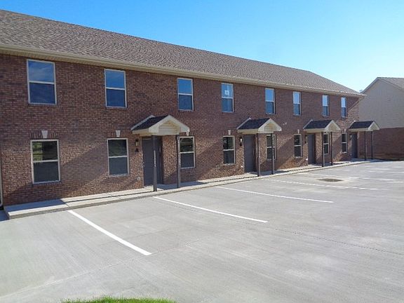 2nd image of 1709 Manning Dr APT C