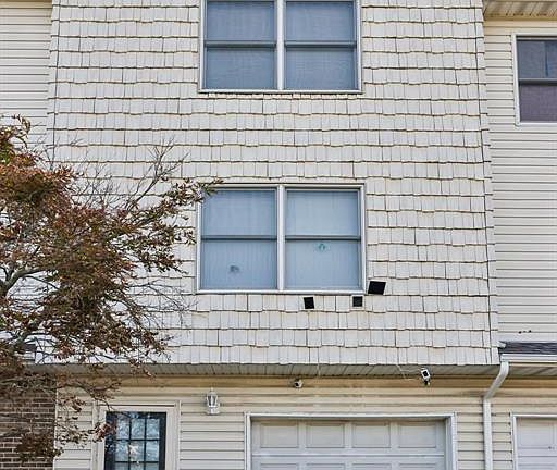 4th image of 274 Garibaldi Ave APT 2