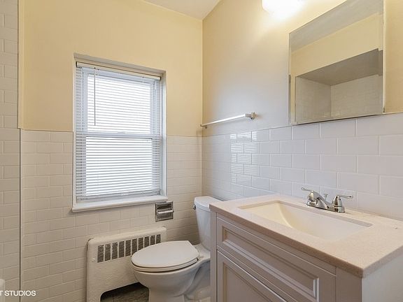 5th image of 2780 Lauretta Pl APT 2