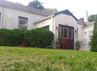 301 2nd St APT 8, Excelsior, MN 55331