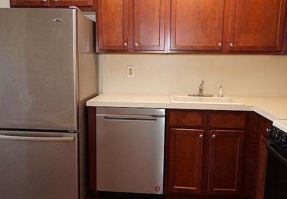 4th image of 156 Sackett St APT 4D
