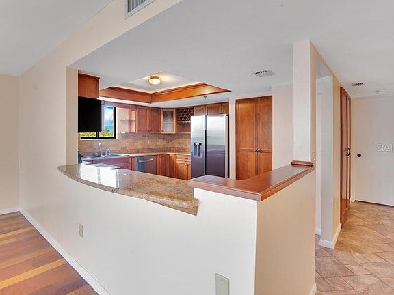 4th image of 530 E CENTRAL BOULEVARD #406