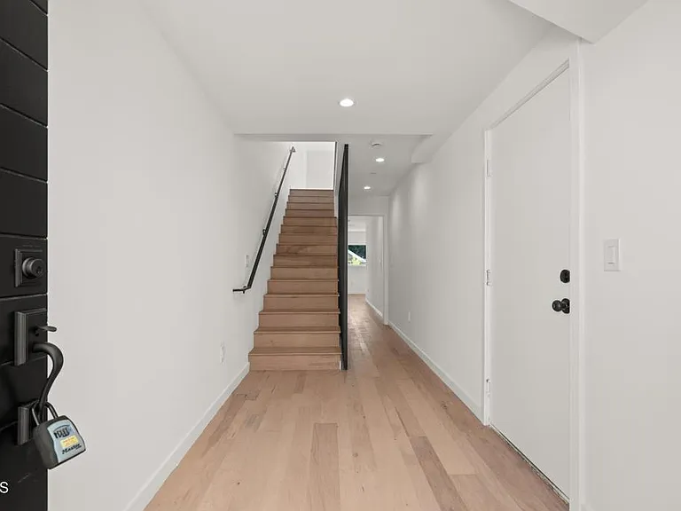 3564 N Eagle Rock Blvd #1 — Photo 8