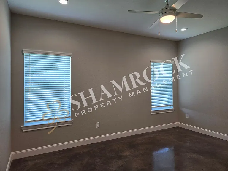 163 W Windmill Way — Photo 9
