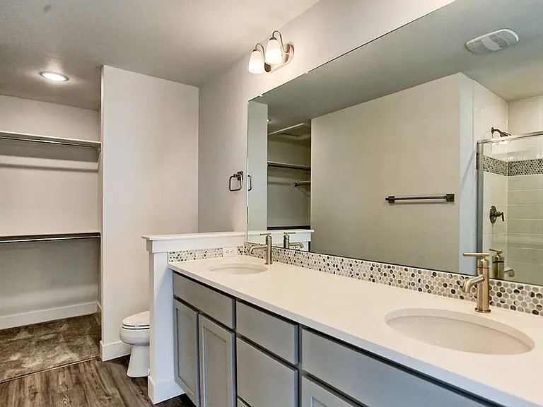 4924 Brule Dr — Photo 12