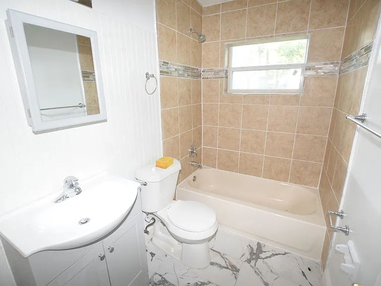 2637 Healy Dr — Photo 14