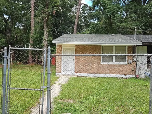 7235 Rutledge Pearson Dr, Jacksonville, FL 32209