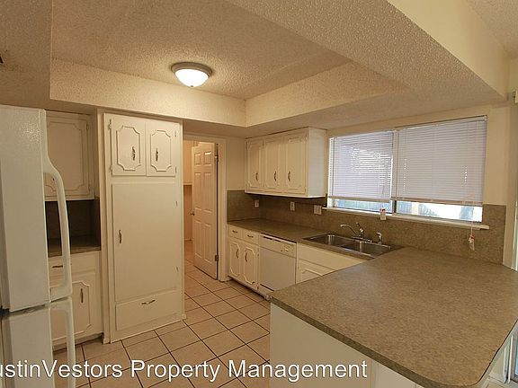5th image of 1315 Mearns Meadow Blvd