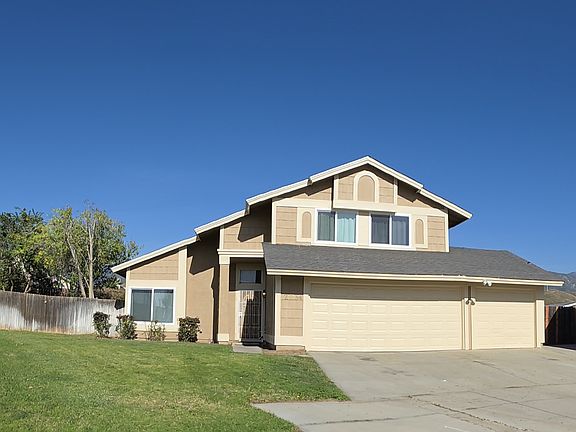 2nd image of 2234 Lake Forest Ct