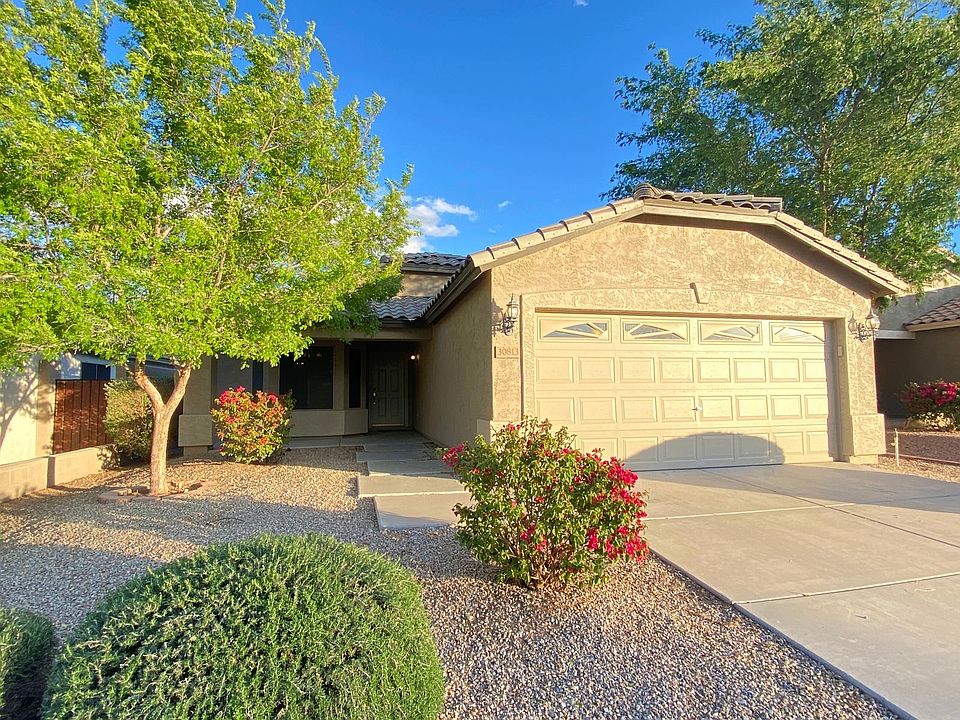 30813 N Coral Bean--3 BR/2 BA in gated, golf community.