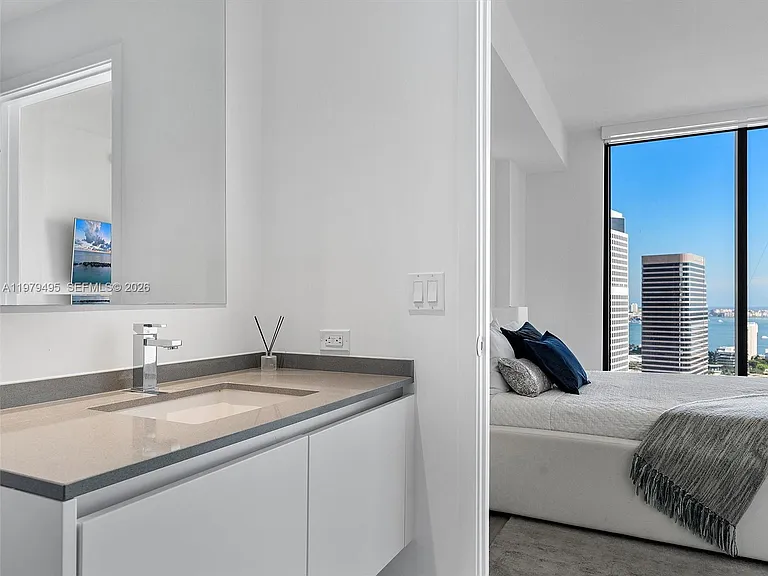 88 SW 7th St #2709 — Photo 35