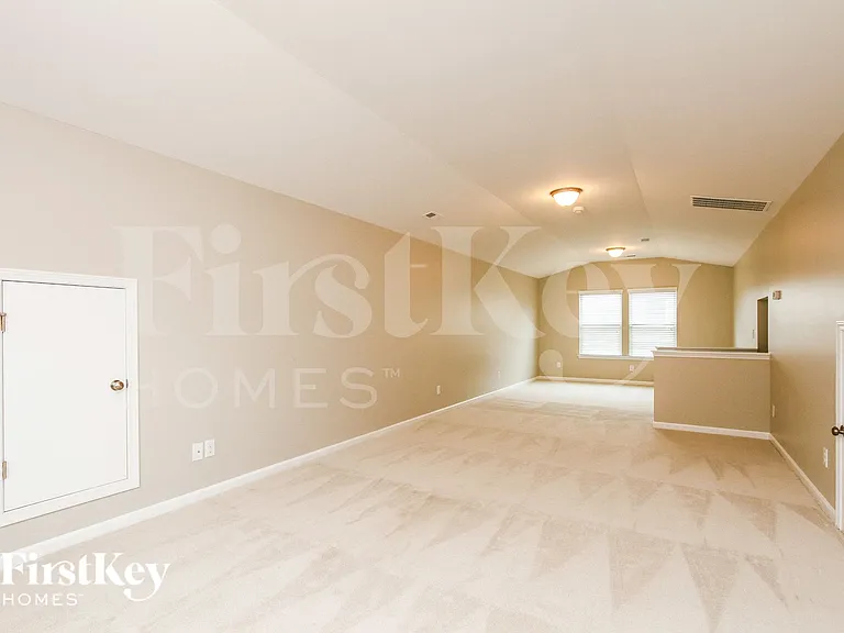 136 Avalon Reserve Dr — Photo 8
