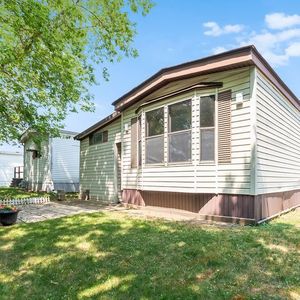 620 Hillcrest Ln, Crystal Lake, IL, 60014