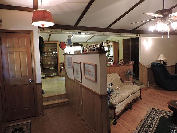 3rd image of 8380 Vance Ave