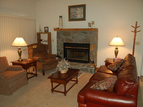 2nd image of 926 Country Club Dr