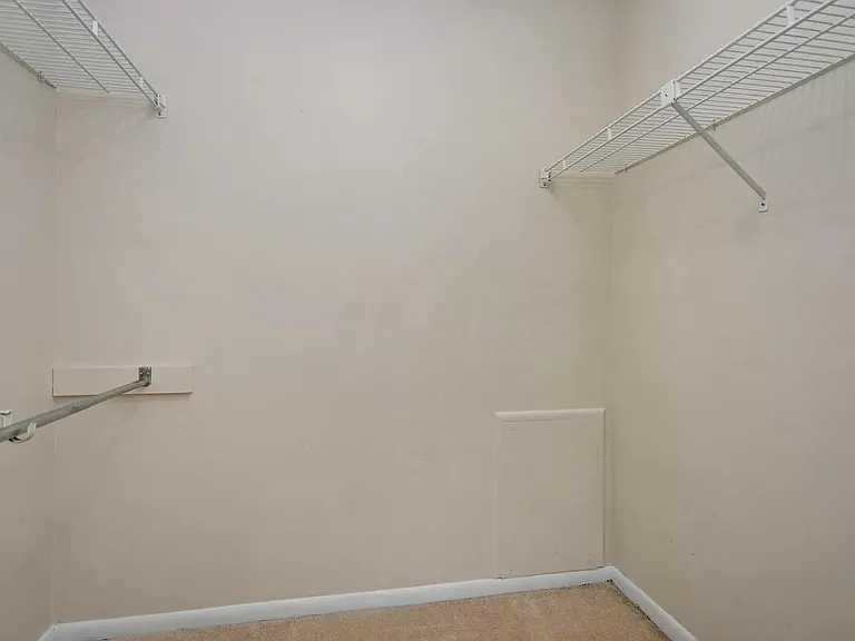 2245 Hedgerow Rd #D — Photo 12