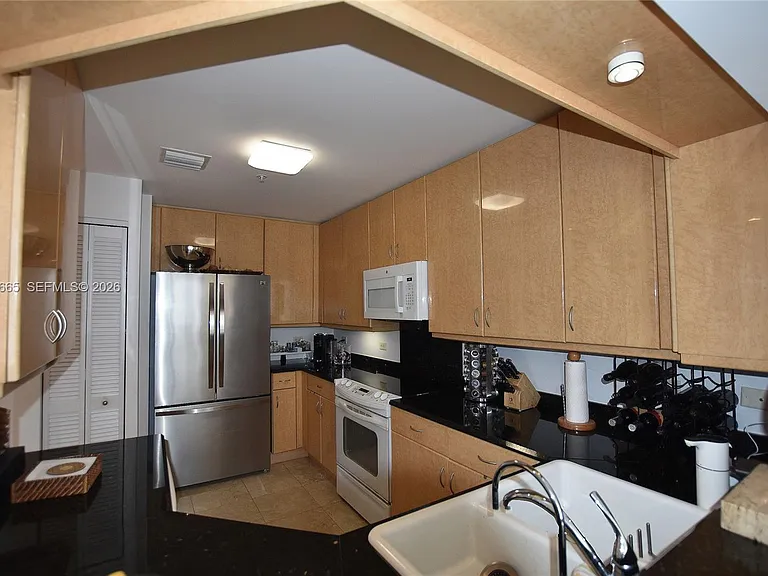 801 Brickell Key Blvd #1209 — Photo 27