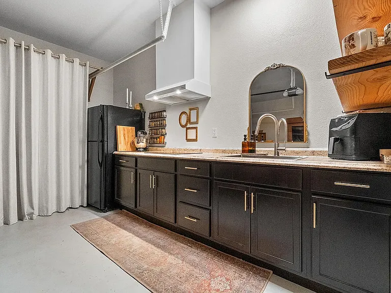 7364 Ensminger Ave — Photo 18
