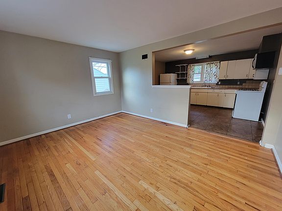 5th image of 4 Meadow St