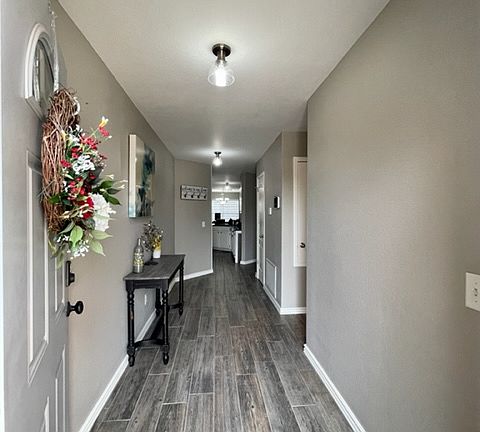 3rd image of 6008 S 39th Pl