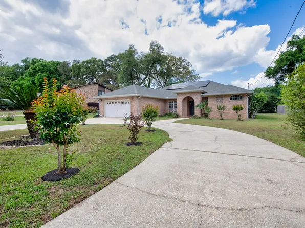 8731 Thunderbird Dr, Pensacola, FL 32514