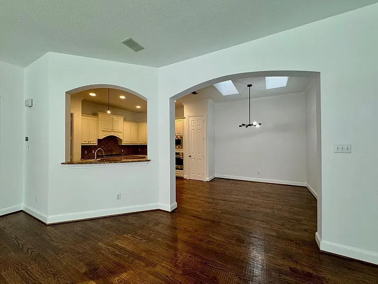 3780 Navarro Way — Photo 5
